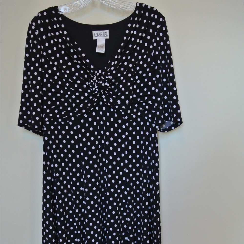 Black & White Casual Polka dot Dress